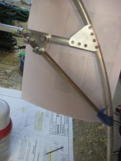 Additional angle reinforcing.