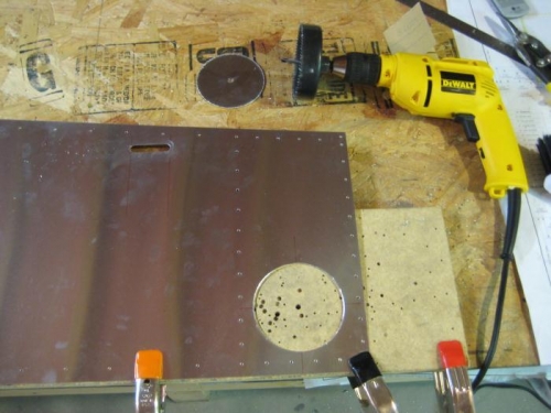 Closeup of the 2 cutouts at the aft end.