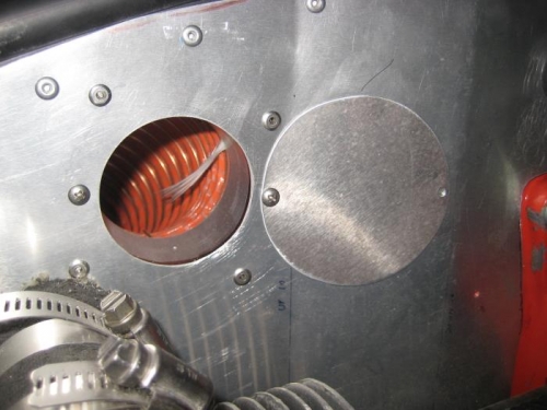 Blank off plate for heat (round plate to the right)