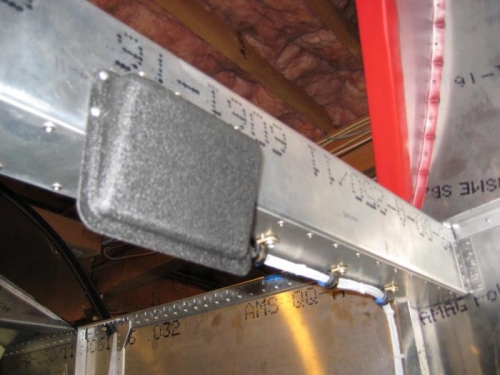 You can see the cusion clamps holding the white wires.