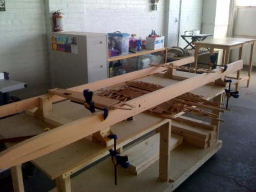 Setting the spars in the spar racks
