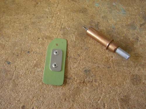 LE skin plug