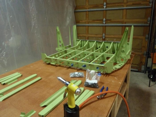 Center fuselage frame final assembly