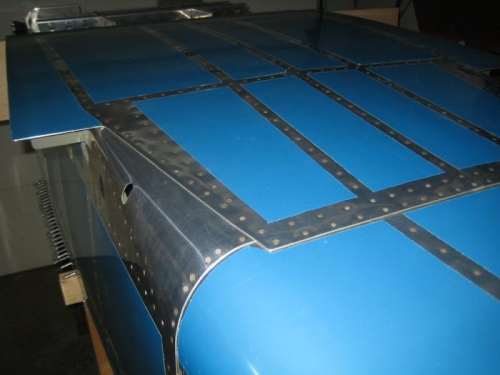 Right Mid-Cabin Bottom