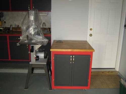 Work Island on Wheels