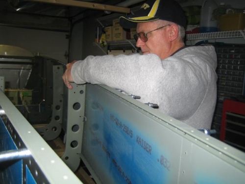 Inserting & Clecoing Bulkheads