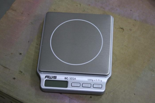 New scale used for Proseal, 0.01 g accuracy