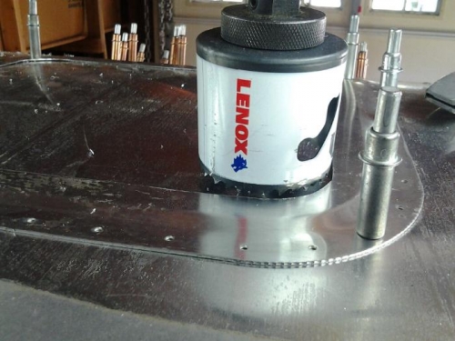 Holesaw removal of corners