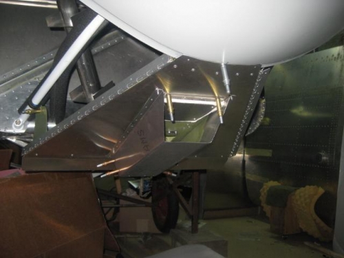 lower cowling in place