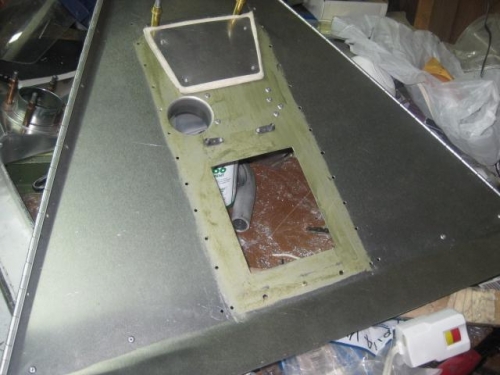 bottom of peice with airbox removed