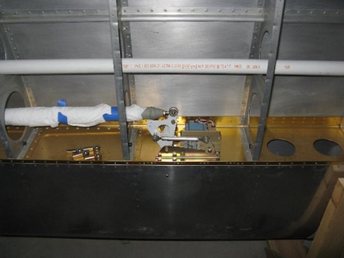 Auto pilot servo installed