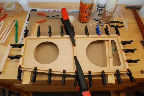 Glue plywood with lightening holes on inter rib CMR02