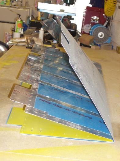 Inner: bent RH skin - outer: unbent LH skin