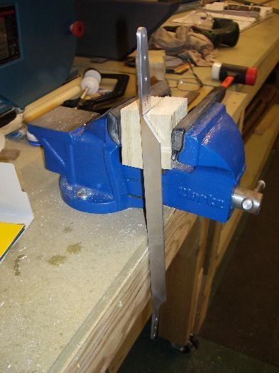 Bend 6 deg between blocks of wood