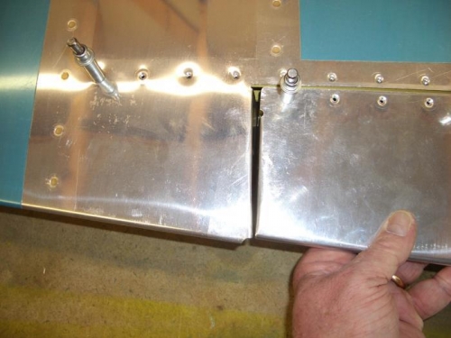 Slight misalignment at the trailing edge