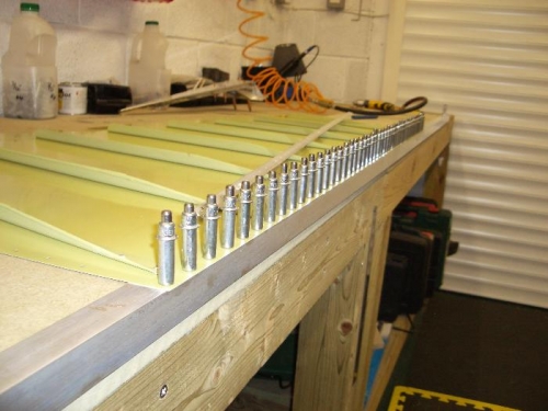 Al angle to keep trailing edge straight