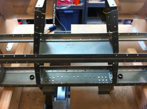 Front spar and stringers