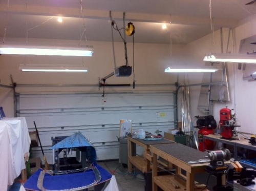 2 rows of shop lights are now in