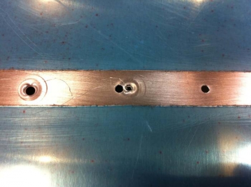 Incorrect alignment of the male dimple die!