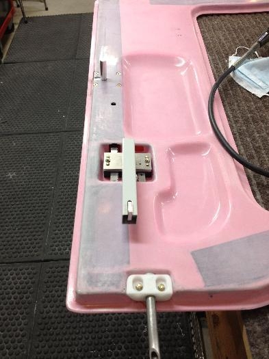 Handle and pushrod assembly