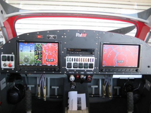 New RV12 Avionics panel! WOW!