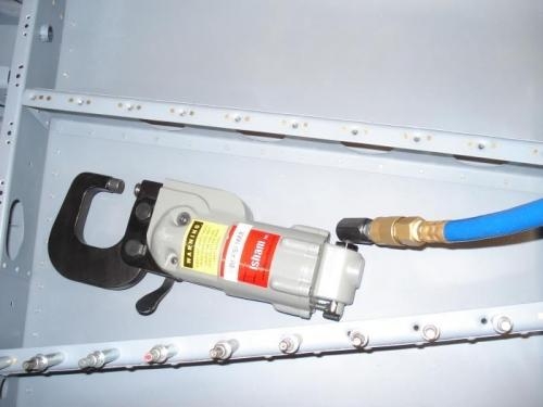 Nutplate mod for removable floors.