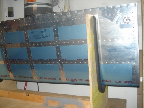 LEft tank bottom skin nice and flush