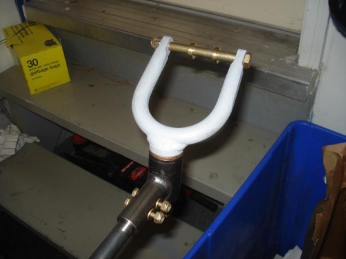 Bell tail wheel bracket