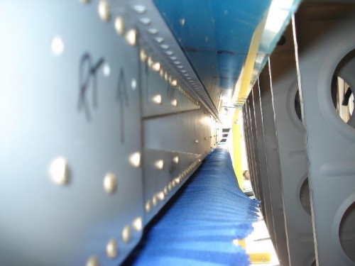 Right wing rear spar