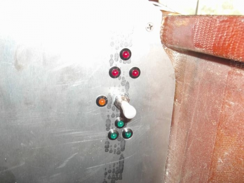 Normal Switch and Indicators installed on Right side of Instrument Pannel
