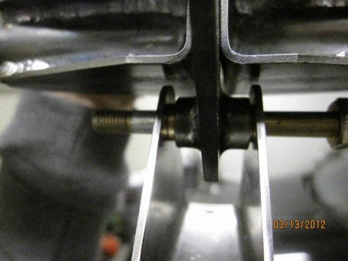 Showing clearance between pivot fitting and horns
