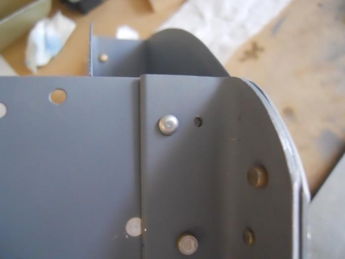 2 rivets to set in the upper corner