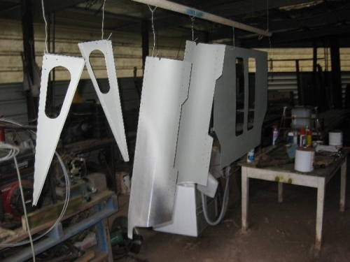 Etch primed rear roof parts