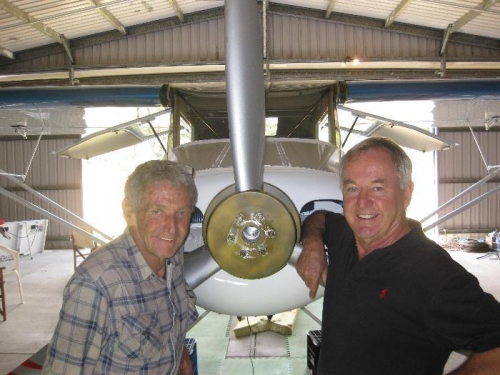 Ron Thomas (left) & Geoff Carr