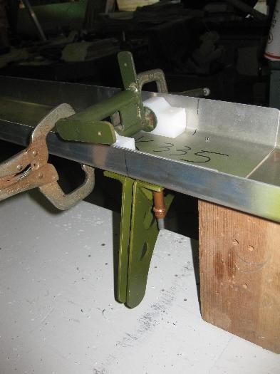 Mounting the Aileron crank & pivot brackets to spar