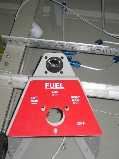 Fuel selector Placard