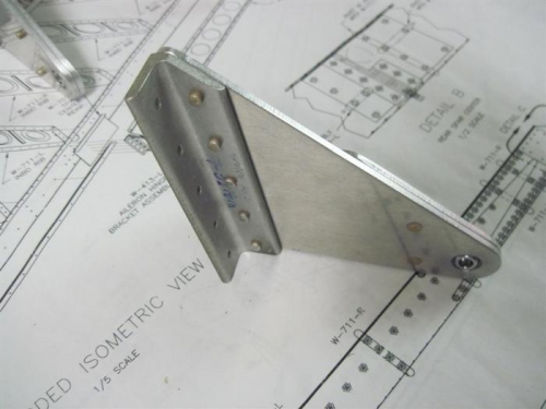 Closeup of the inboard left aileron hinge bracket.