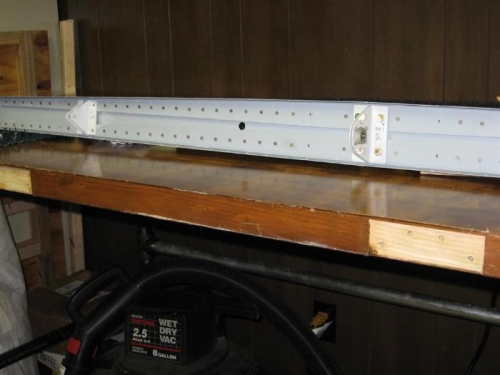 Center of the rear HS spar. The AN3 bolts on the center hinge bearing need to be torqued to 25 in-lb.