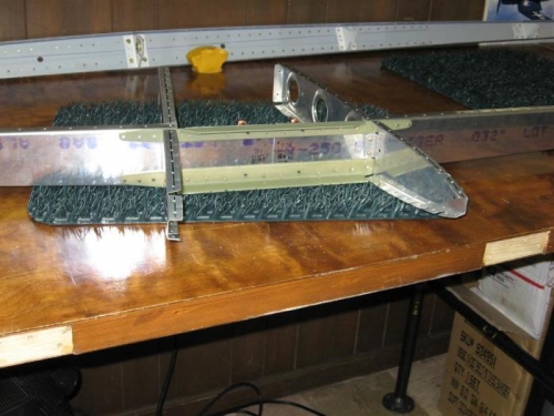 The center of the forward HS spar with the inboard ribs and the splice and reinforcing angles riveted
