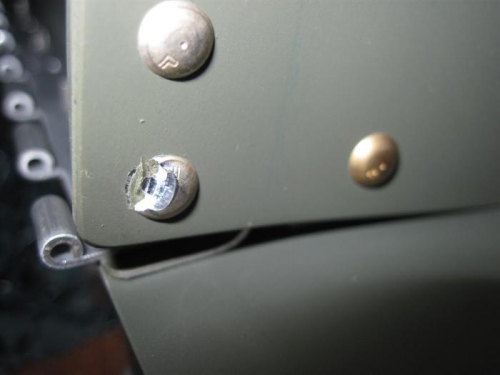 Real pretty rivet head.