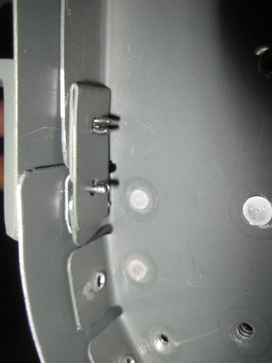 The overlying sheet making a sandwich over the bad tab.