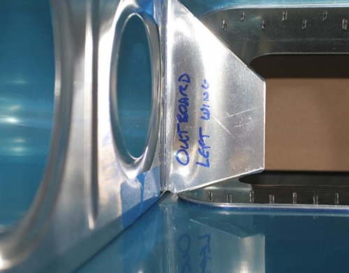 Outboard Bracket Showing Tight Clearance with Landing Ligth Cutout Structure