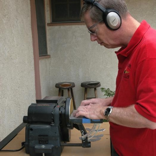 Smooting the Straight Edges using my Disk Sander