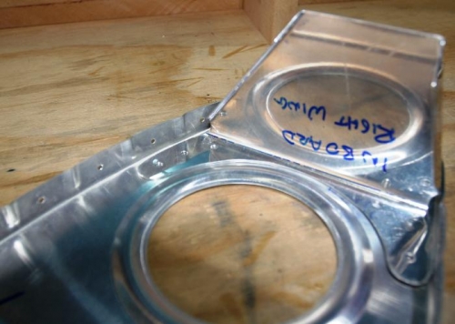 Right Wing Inboard landing Light Bracket Clearances