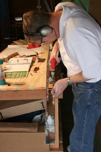 Match drilling HS-412 to rear spar assembly