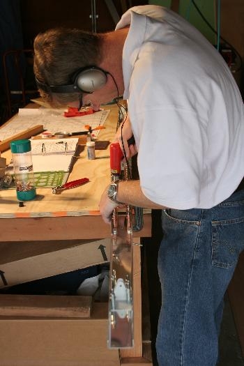 Match drilling HS-413 to rear spar assembly