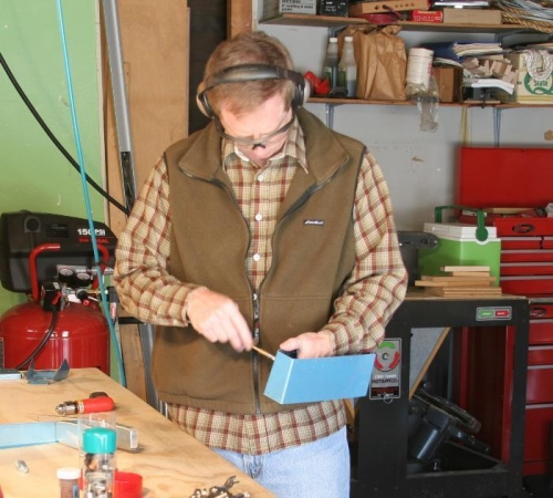 Deburing R-913 Counterbalance Skin