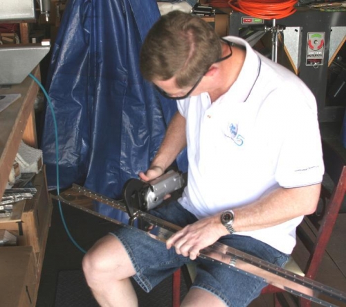 Dimpling the R-902 Spar