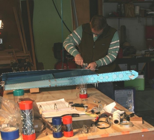 Clecoing VS-801PP Skin to Underlying Structure