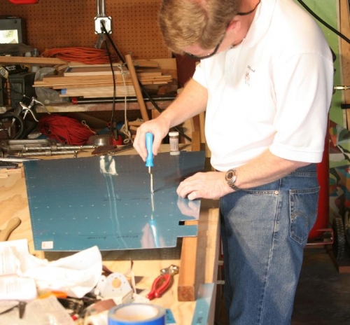 Deburring R-901R Rudder Skin